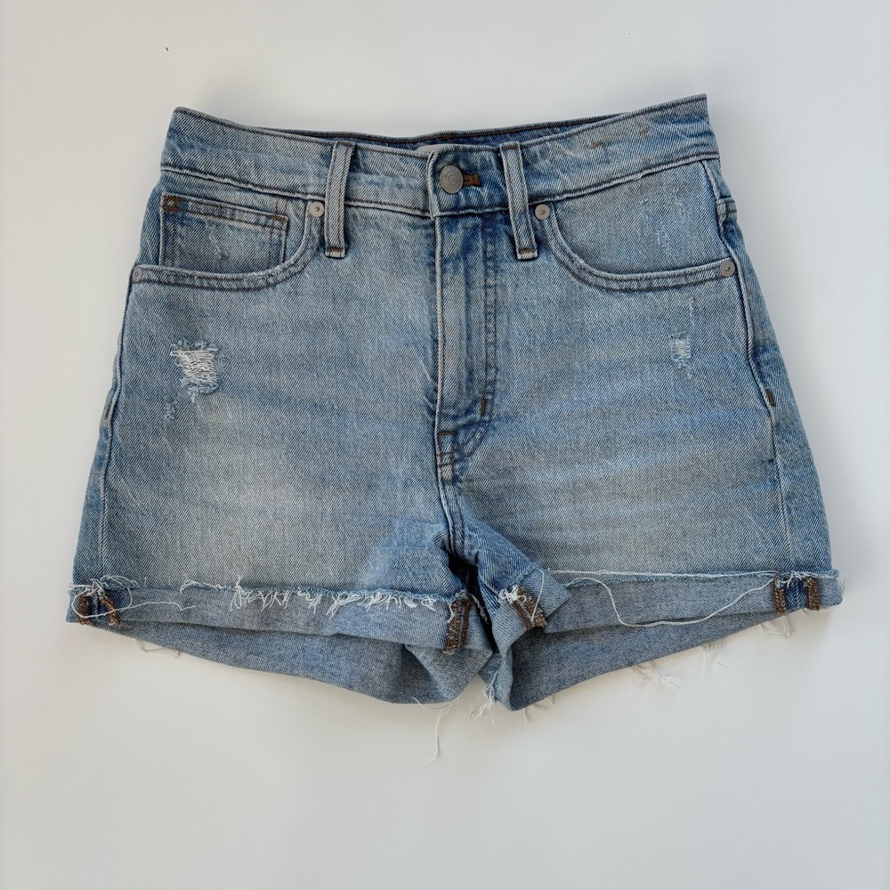 Madewell Women's Light Wash High Rise Denim Shorts Distressed Raw Hem Size 24